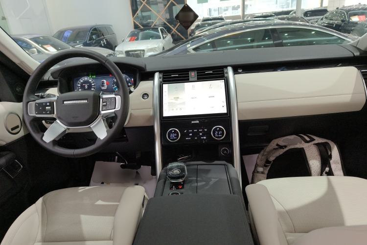 Used Land Rover Discovery 2024 360 PS S