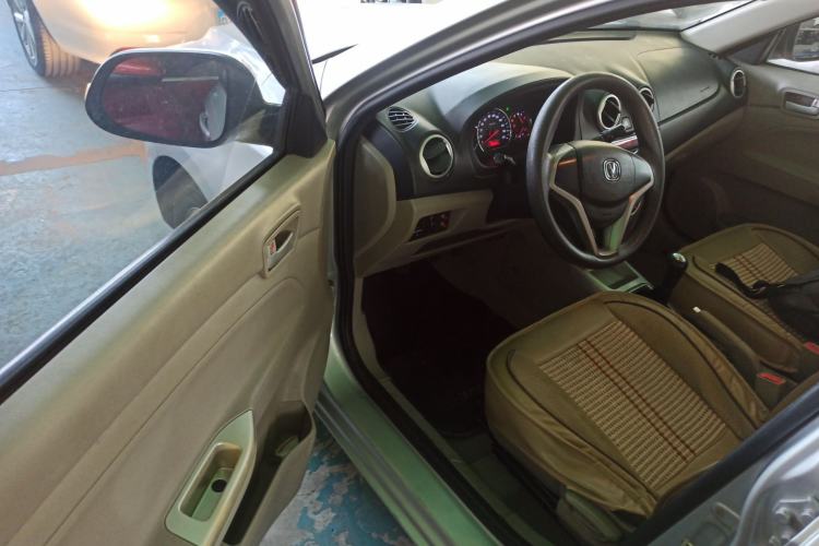 Used Changan Alsvin V3 2012 1.3L Manual Luxury Version China IV Standard