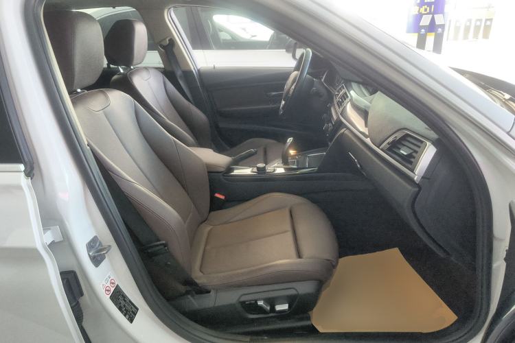 Used BMW 3 Series 2018 320Li Fashion Model
