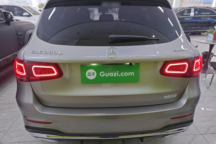 Used Mercedes-Benz GLC 2020 GLC 300 L 4MATIC Dynamic Edition
