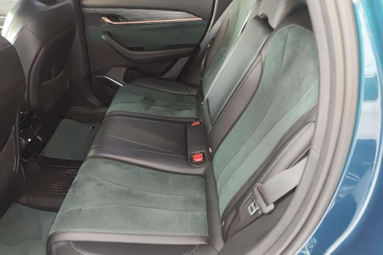 Used Geely Auto Monjaro L 2021 2.0TD DCT EVO Two-Wheel Drive Smart Luxury Version
