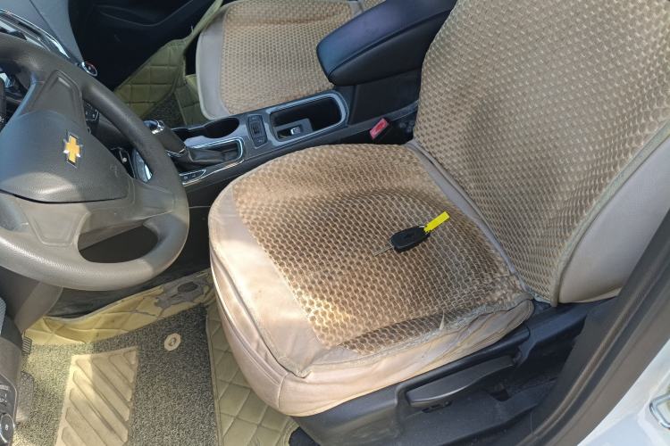 Used Chevrolet Cruze 2017 1.5L Automatic Pioneer Sunroof Edition
