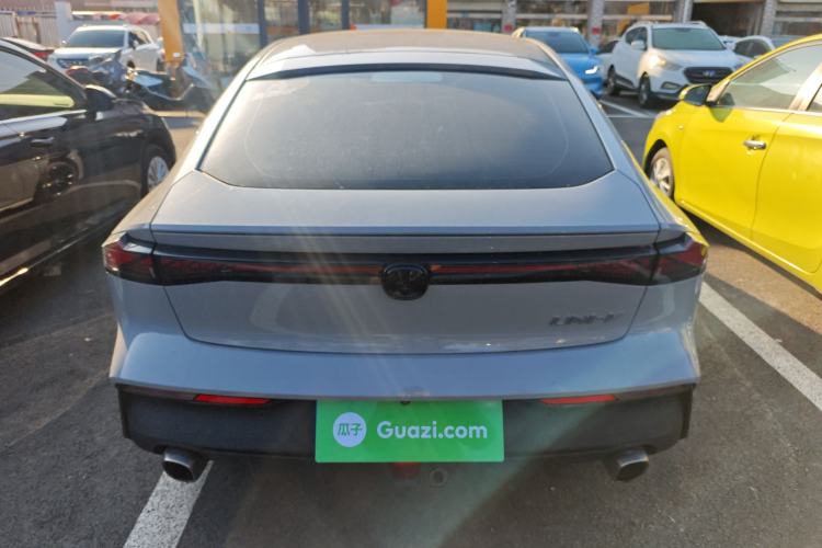 Used Changan UNI-V 2022 1.5T Prestige Version