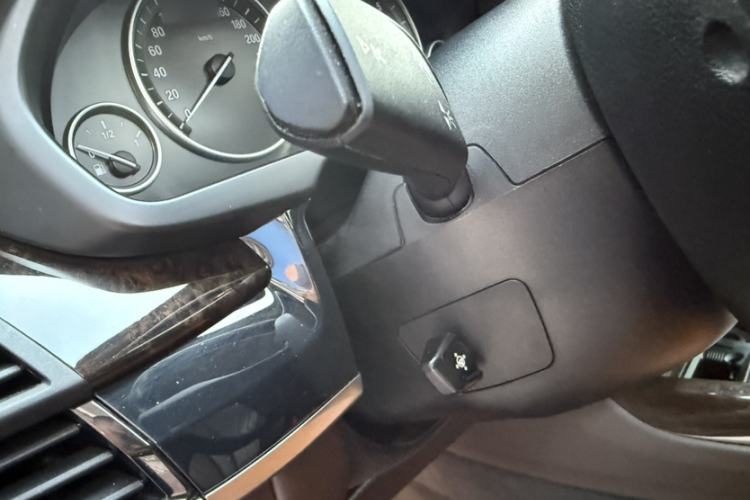 Used BMW X5 2015 xDrive28i
