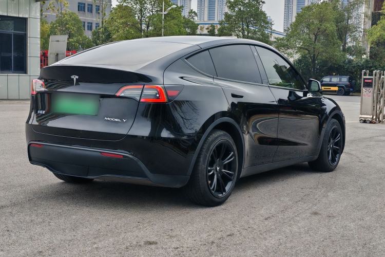 Used Tesla Model Y 2024 Rear-Wheel-Drive Version