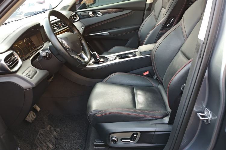 Used Lynk & Co 01 2019 2.0T Two-Wheel Drive Zhaopu Version China VI Standard
