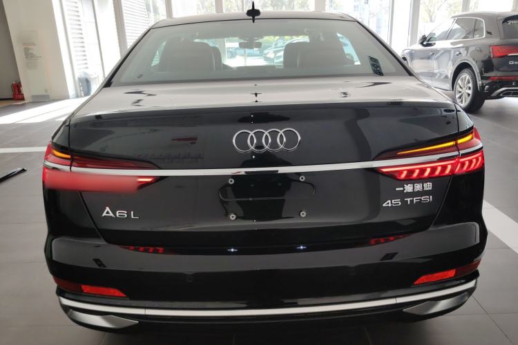 Used Audi A6L 2025 45 TFSI Prestige Dynamic Edition + Ventilated Comfort Package