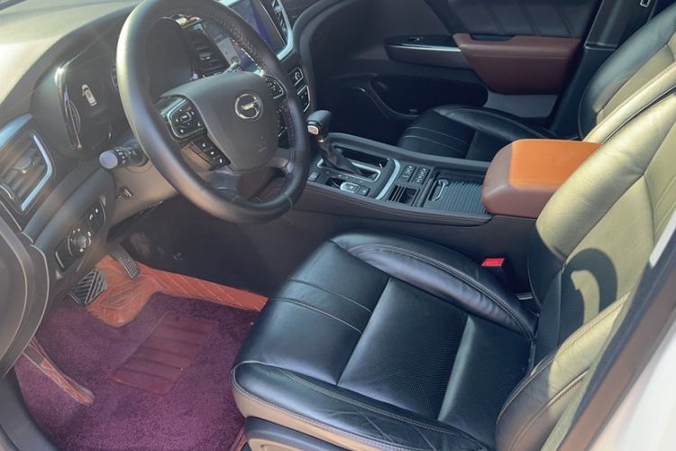 Used GAC Trumpchi GS7 2017 320T Two-Wheel-Drive Luxury Smart Connectivity Model