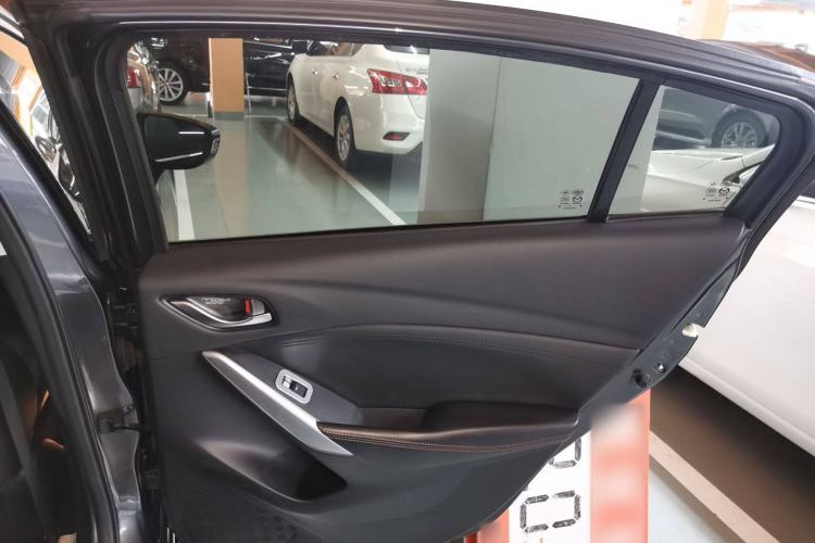 Used Mazda Atenza 2014 2.5L Blue Sky Prestige Edition
