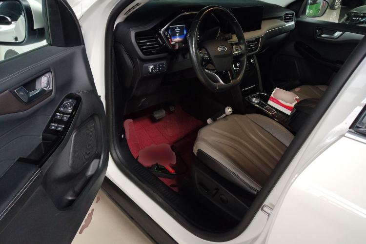 Used Ford Escape 2020 EcoBoost 245 Two-Wheel-Drive Titanium Edition