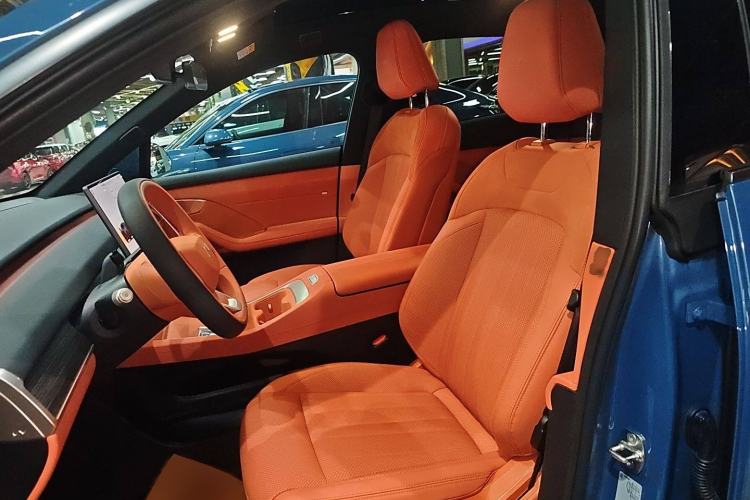 Used ONVO L60 2024 60 kWh Rear-Drive Version
