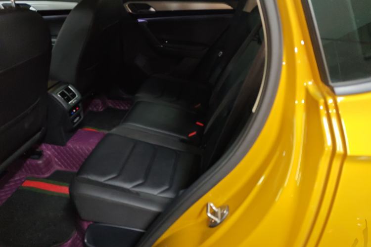 Used Volkswagen Tayron 2019 330TSI Two-Wheel-Drive Luxury Plus China VI Standard
