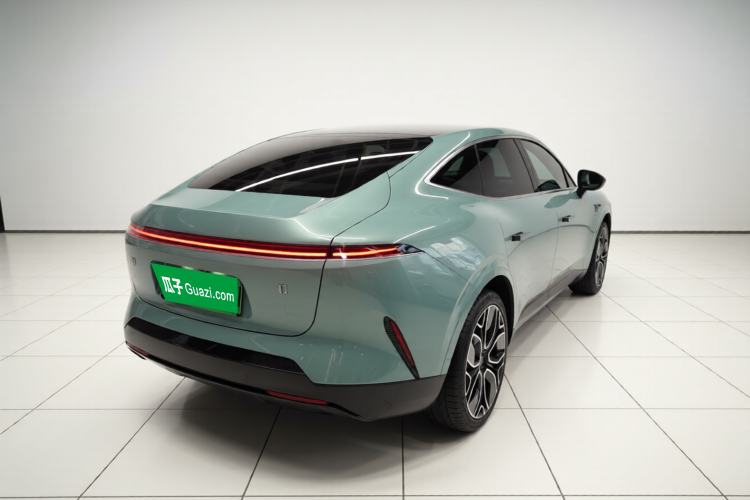 Used  11 2022 Ultra-Long Range Dual-Motor Luxury Edition 4 Seats