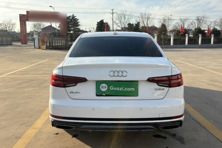 Used Audi A4L 2019 40 TFSI Fashion Edition China VI Emission Standard
