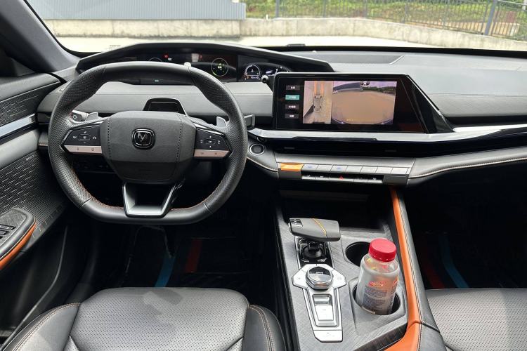 Used Changan UNI-V 2022 1.5T Smart Navigation Version
