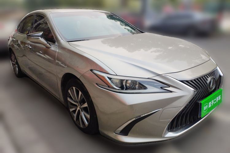 Used Lexus ES 2018 260 Excellence Edition China V Standard