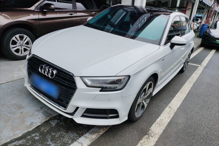 Used Audi A3 2019 Sportback 35 TFSI Fashion Edition China VI Emission Standard