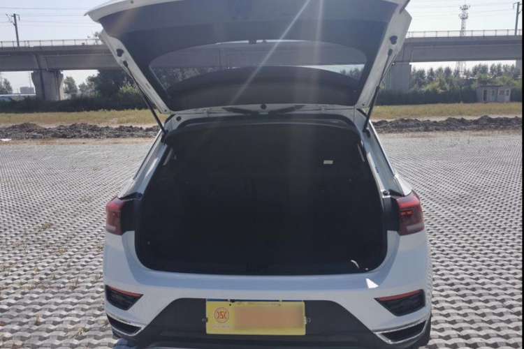 Used Volkswagen T-ROC 2018 280TSI DSG Two-Wheel Drive Advanced Version China V Emission Standard