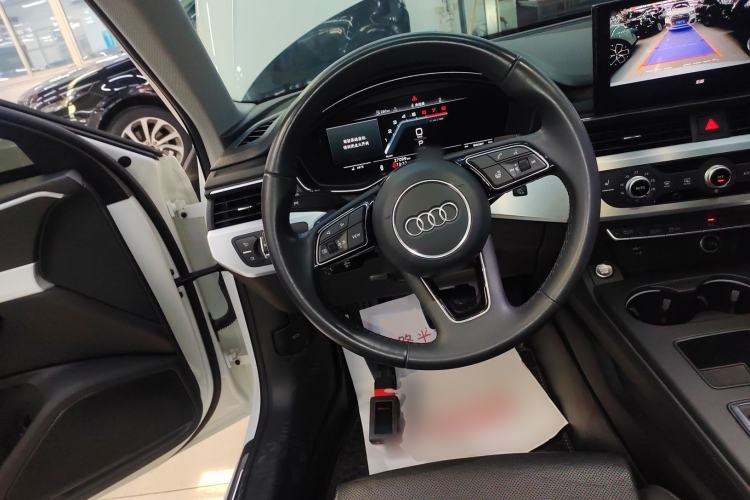 Used Audi A4L 2022 40 TFSI Fashion Dynamic Model
