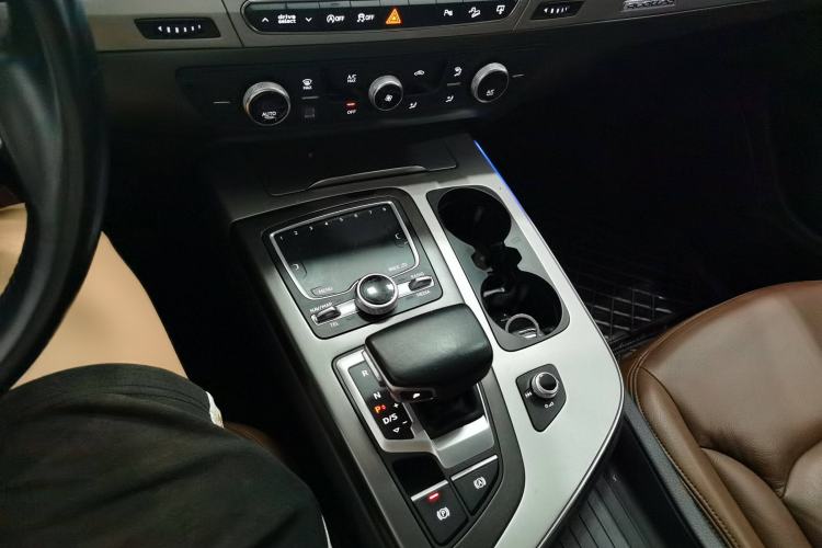 Used Audi Q7 2016 45 TFSI Technology Edition
