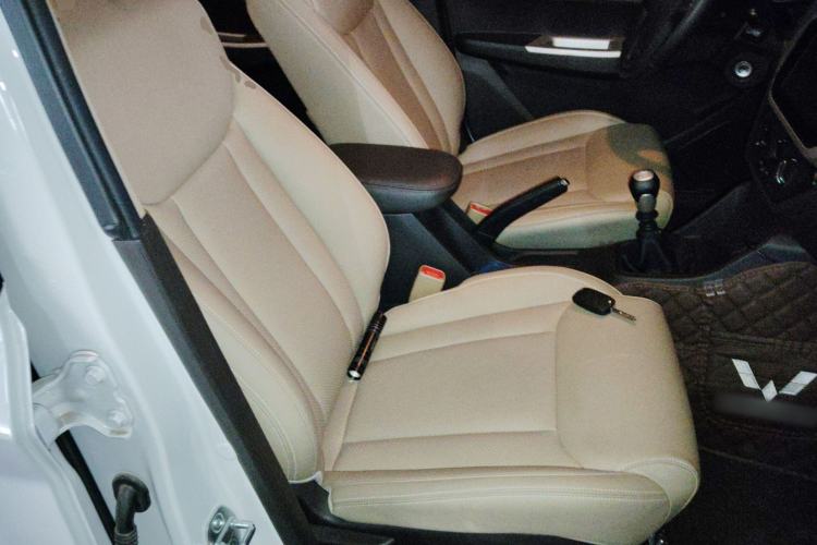 Used Wuling Hongguang 2021 1.5L Facelifted S Comfort Version with Electric Power Steering LAR
