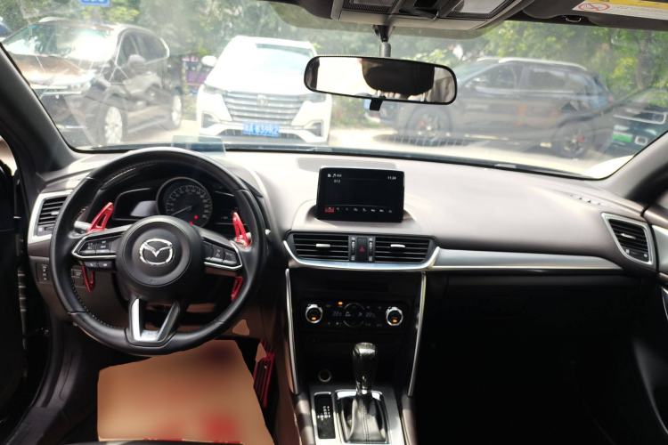 Used Mazda CX-4 2018 2.0L Automatic Two-Wheel Drive Blue Sky Premium Upgrade Version China VI Standard
