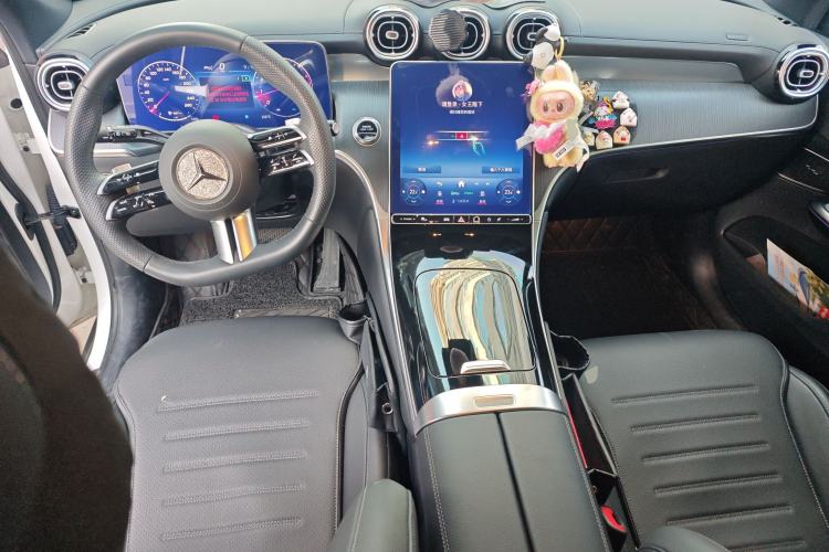 Used Mercedes-Benz GLC 2024 GLC 260 L 4MATIC Luxury Model 5 Seats