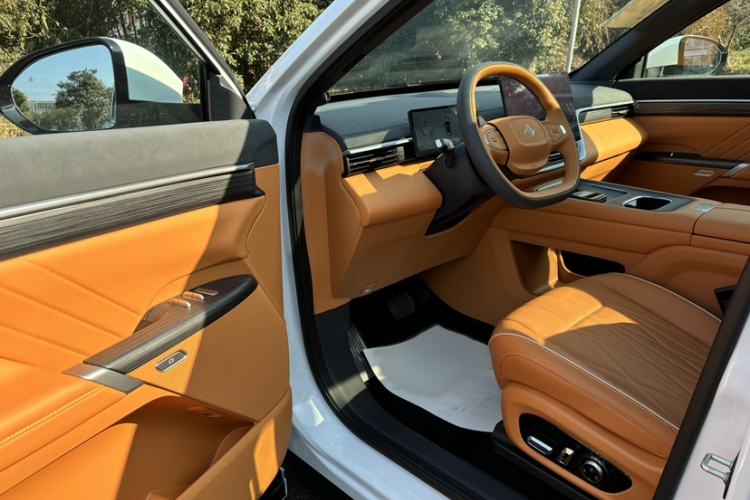 Used  eπ008 2025 210 Ultra LikeYi Edition 5-Seater