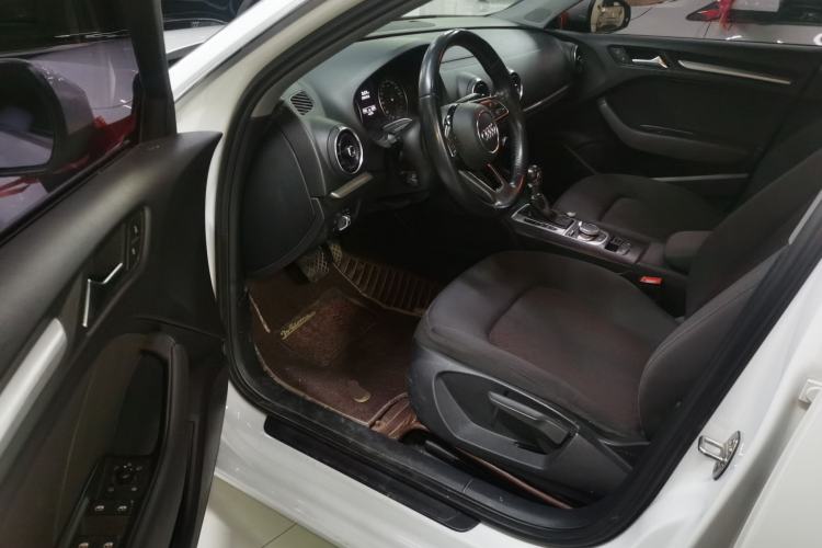 Used Audi A3 2020 Restyled Sportback 35 TFSI Entry-Level China VI Emission Standard
