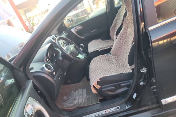 Used Haval H6 2016 Upgraded Model 1.5T Manual Two-Wheel Drive Value Edition
