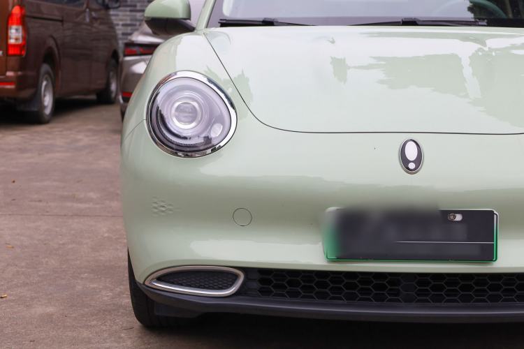 Used ORA Good Cat 2023 401 km Standard Range Luxury Version Lithium Iron Phosphate
