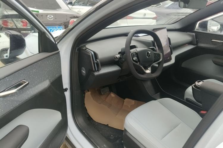 Used Volvo EX30 2025 Rear-Drive Long-Range Version Ultra
