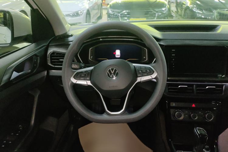 Used Volkswagen Tacqua 2020 1.5L Automatic Yue
