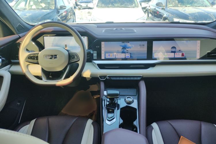 Used Geely Auto Monjaro L 2024 2.0TD High-Power Automatic Two-Wheel Drive Yunqi Version
