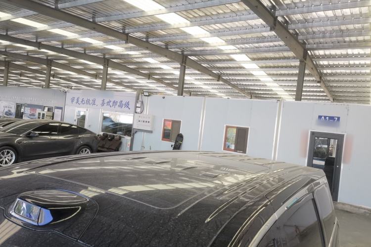 Used VOYAH Dream 2025 PHEV Four-Wheel-Drive Flagship Version – Qiankun Edition