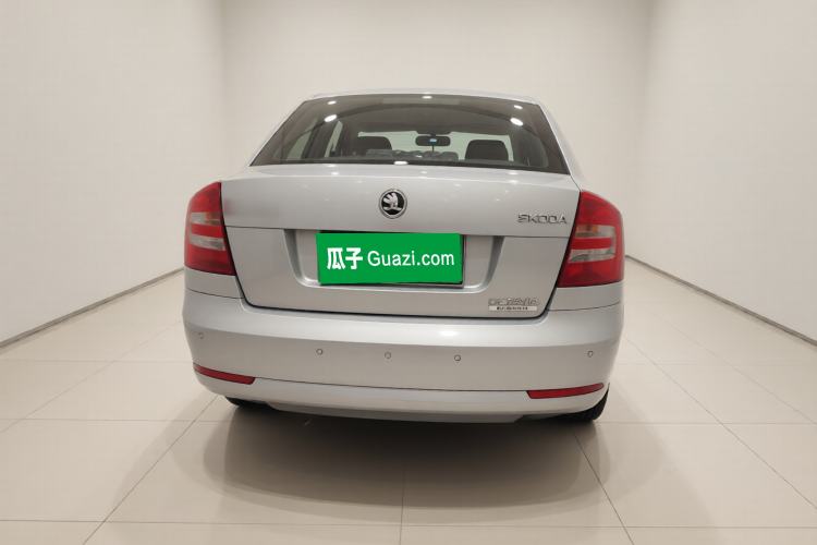 Used Skoda Octavia 2015 Classic Model 1.6L Manual Yijie Edition
