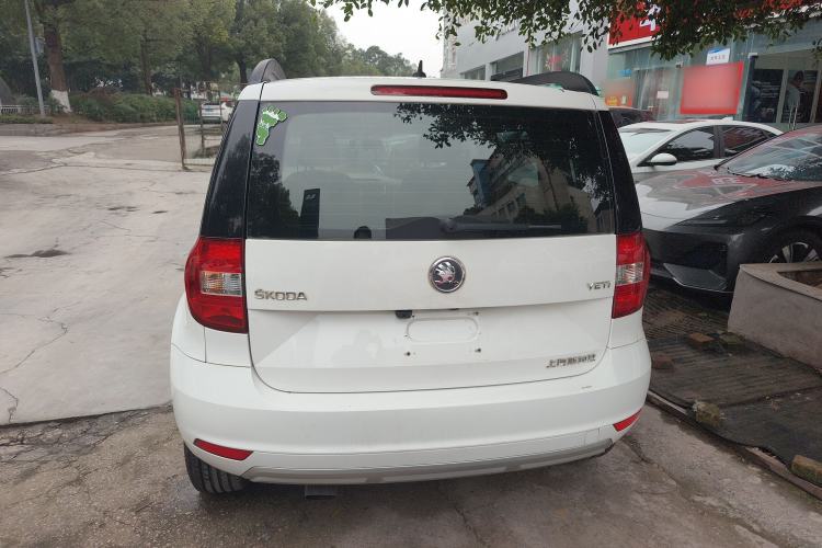 Used Skoda Yeti 2017 1.6L Manual Front-Wheel-Drive Version