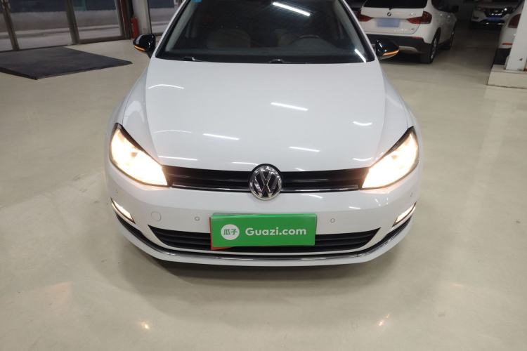 Used Volkswagen Golf 2017 230TSI Automatic Luxury Million-Vehicle Commemorative Edition