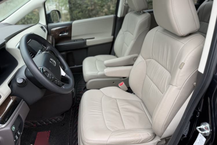 Used Honda Odyssey 2015 Revised 2.4L Luxury Edition
