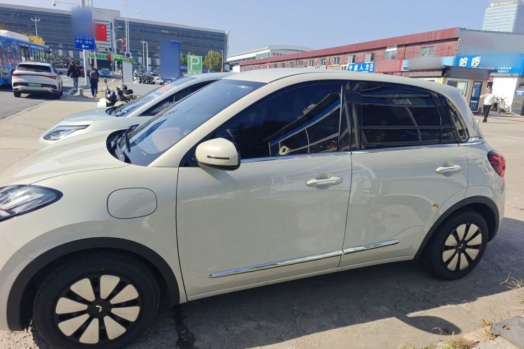 Used Wuling Bingo 2024 333 km Enjoyment Version
