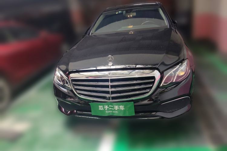 Used Mercedes-Benz E-Class 2018 Facelift E 300 L Luxury Edition
