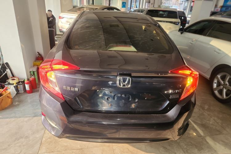 Used Honda Civic 2016 220TURBO Manual Luxury Edition