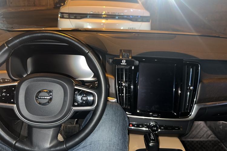 Used Volvo V90 2019 Cross Country T5 AWD Smart Range Version China V Standard