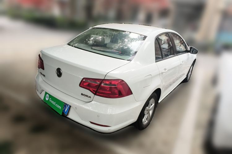 Used Volkswagen Bora 2013 1.6L Manual Fashion Edition