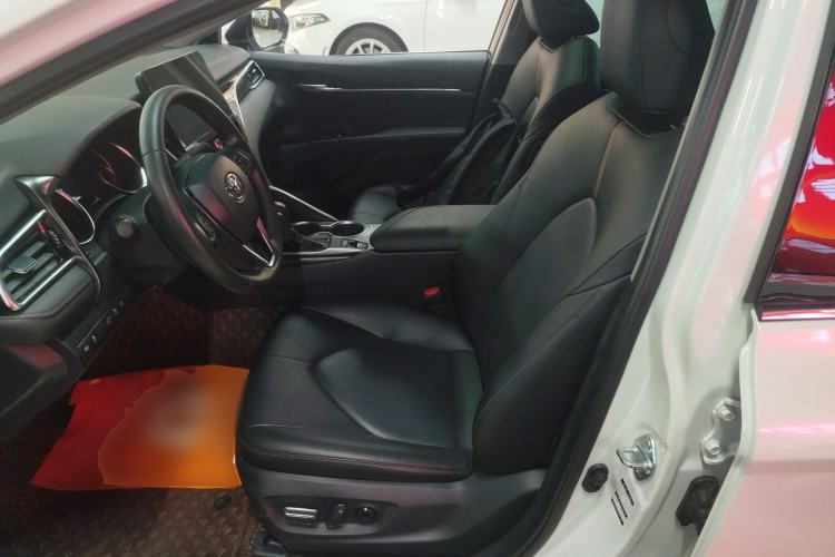 Used Toyota Camry 2023 2.0G Luxury Edition