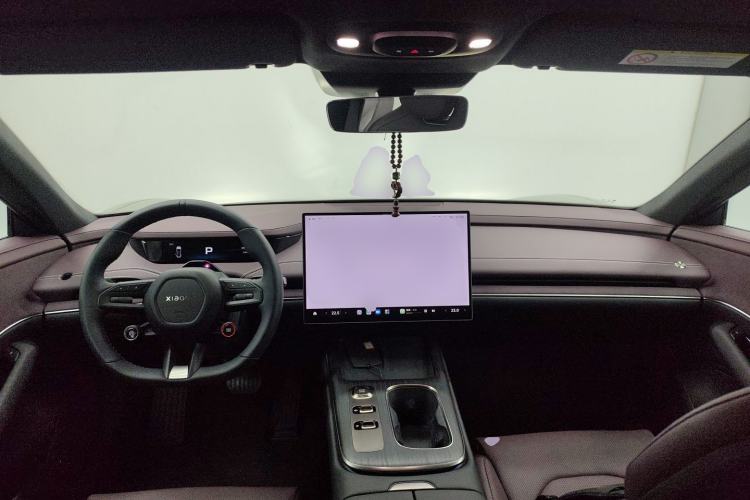 Used  SU7 2024 Rear-Drive Long-Range Intelligent Driving Version
