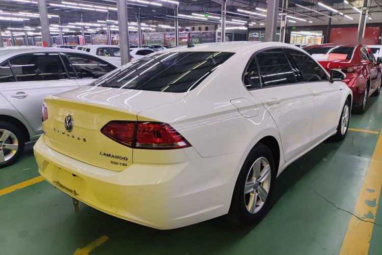 Used Volkswagen Lamando 2018 230TSI DSG Fashion Edition