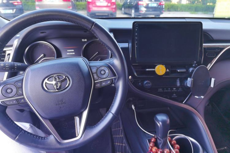 Used Toyota Camry 2021 2.0G Luxury Edition
