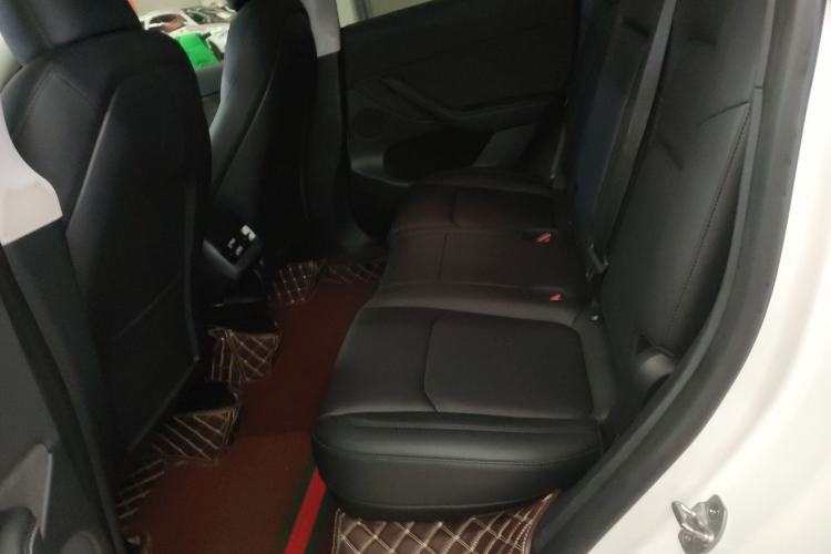 Used Tesla Model Y 2023 Long-Range All-Wheel-Drive Version
