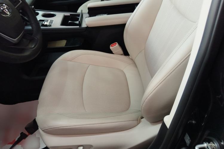 Used Toyota Granvia 2024 2.5L Hybrid Prestige ULTRA Edition